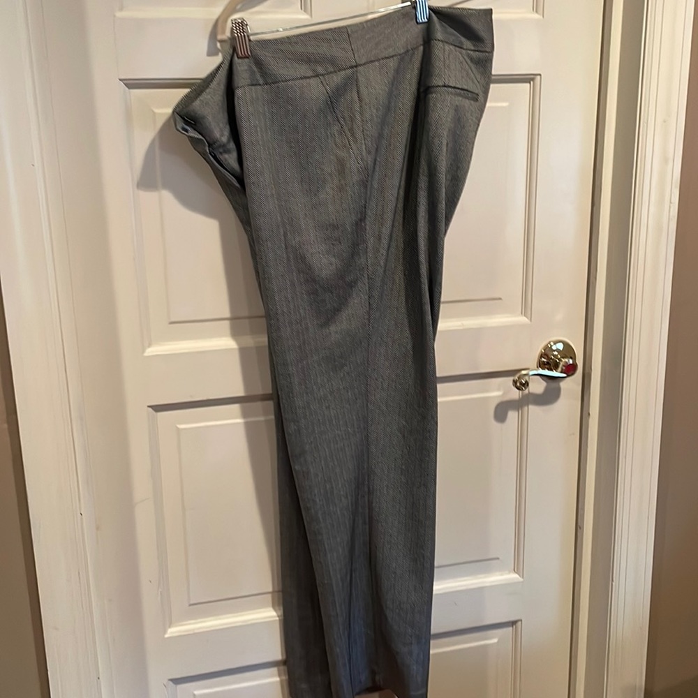 Vince Camuto black/white pant size 16 W